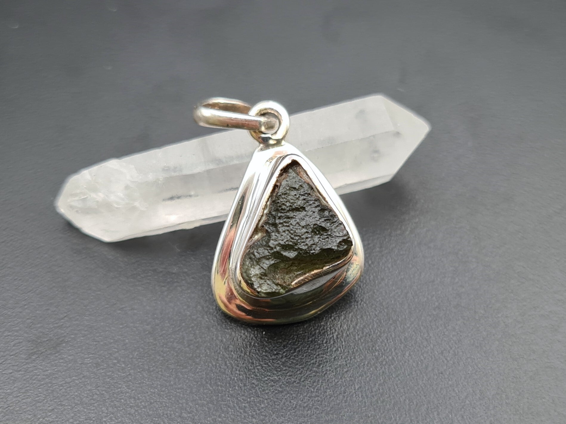 Moldavit Anhänger (Tektit, Tschechien) und 925er Silber, 3,76g - Einzelstück