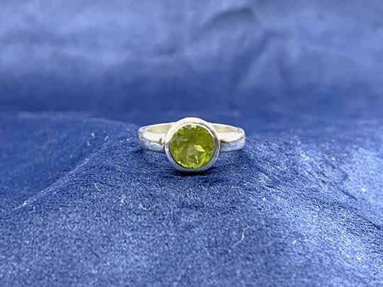 Peridot Ring - Größe 58, 59.5