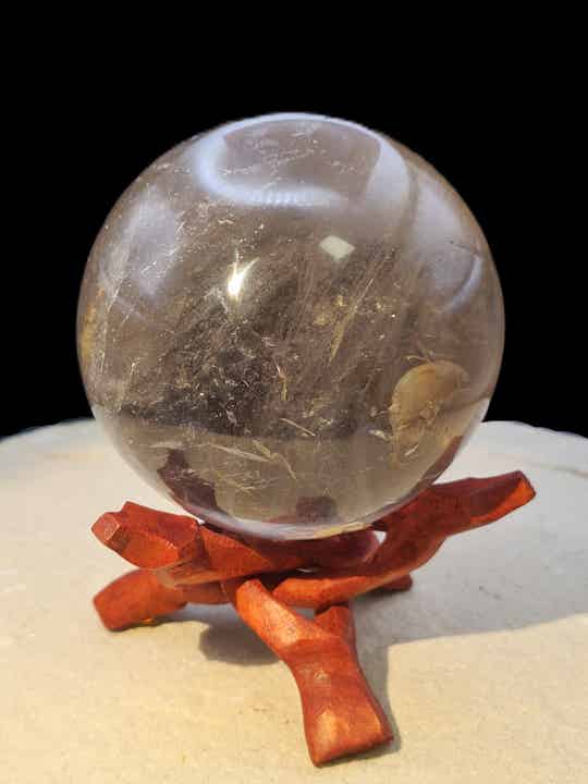 Rauchquarz Kugel, hell, 1095g, 90mm