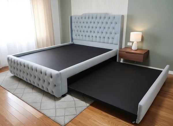 Queensized / Kingsized Bed "Clouds" with Trundle