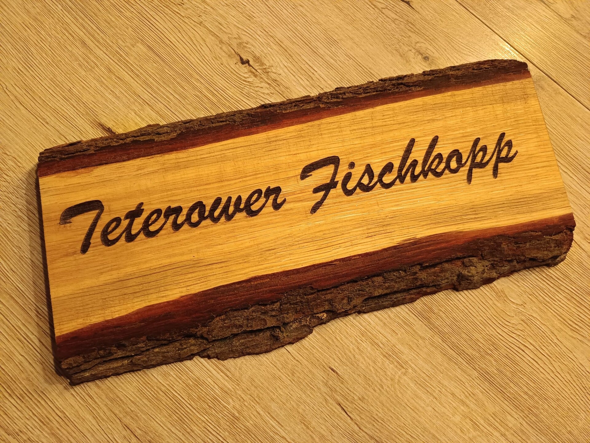 Teterower Fischkopp Dekobrett ungesäumtes Kiefernbrett