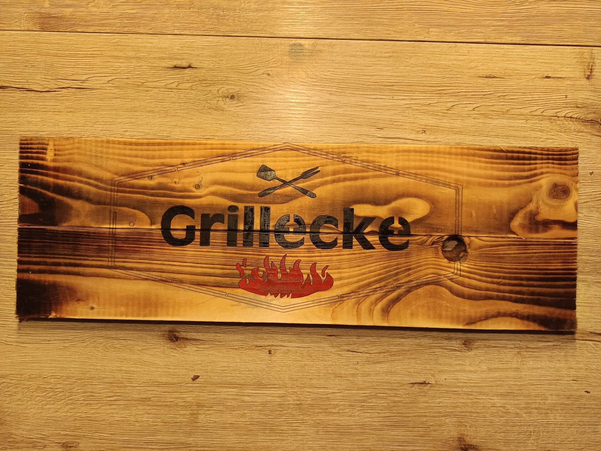 Gebranntes Dekoschild > GRILLECKE <