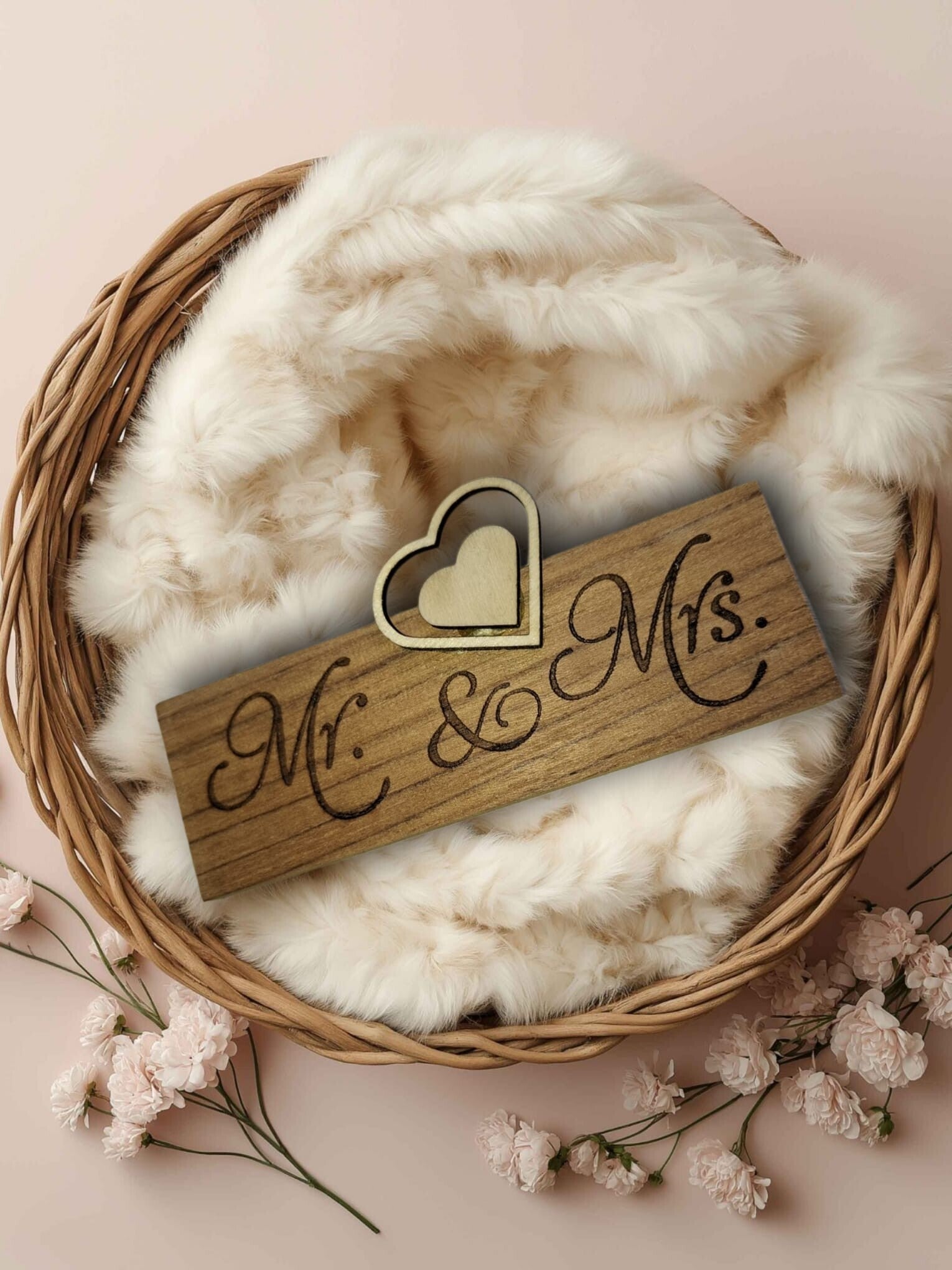 Mr & Mrs Teakholz Hochzeitsdekoration
