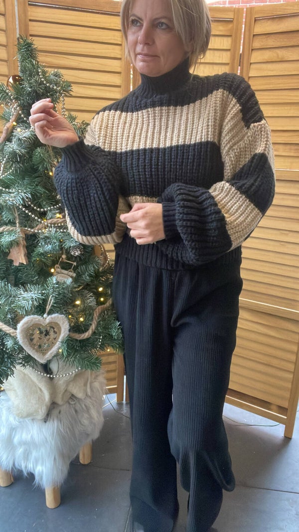 Oversized sweater 🖤