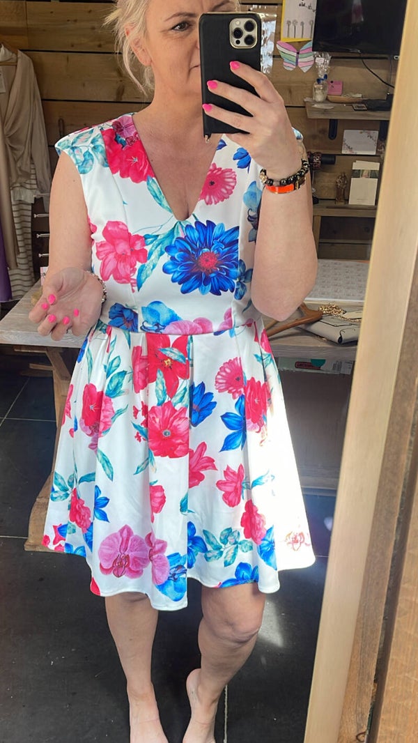 Flower girl power dress🩷