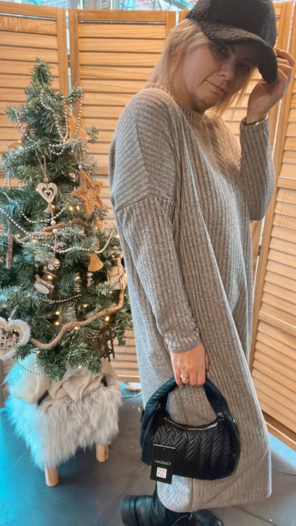 Viki dress ☃️met zijzakjes