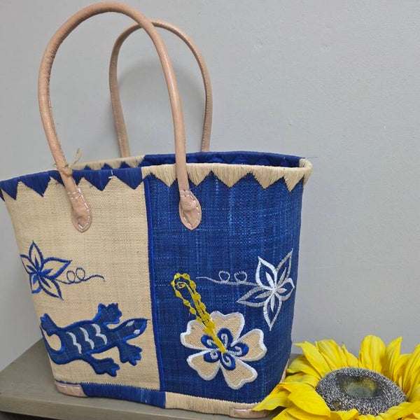 Mand blauw met hagedis in l