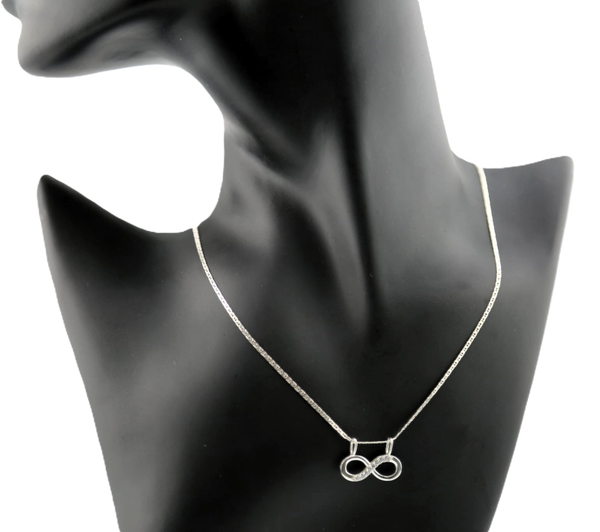 Large infinity pendant chain