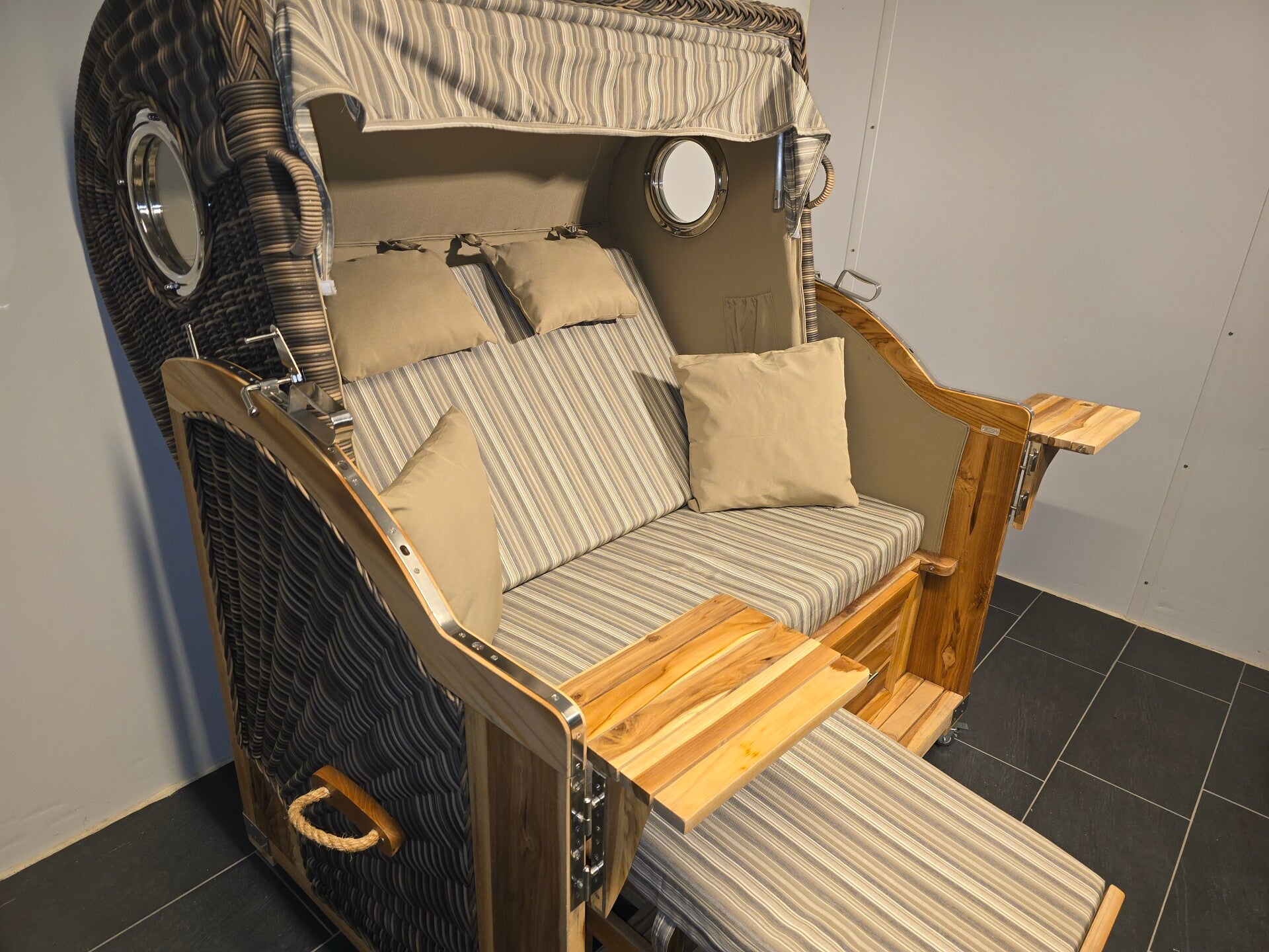 Strandkorb Pelikan XL Teakholz, Dark-Sonic, Dessin T-BR