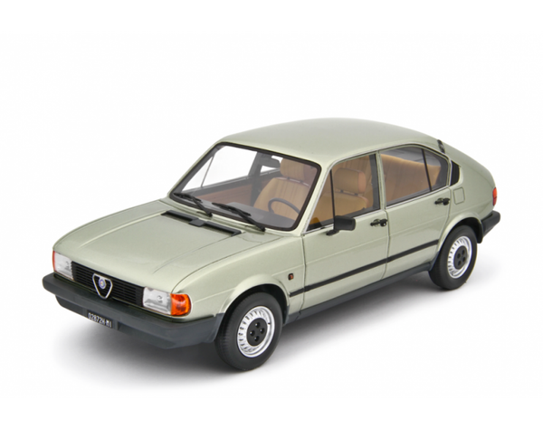 Alfa Romeo Alfasud 1.3 4 Porte 1980 - 1/18 Laudoracing LM198A