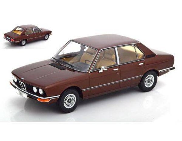 BMW E12 520 - 1/18 MCG