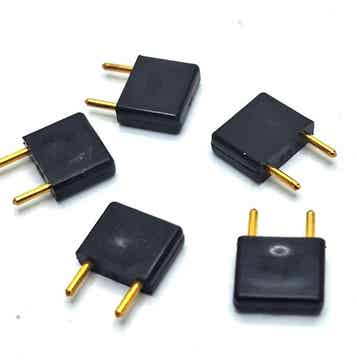 Cavalier au pas de 6.35mm