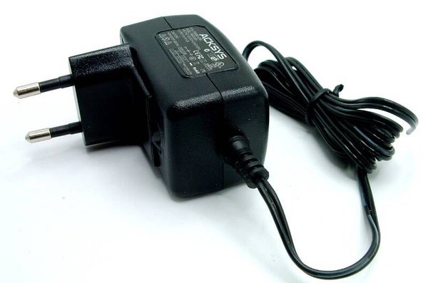 Adaptateur 230V AC / 5 V DC 1.2 A