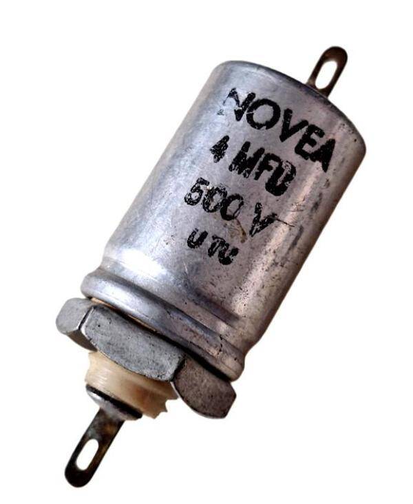Condensateur Aluminium - 4MF 500V