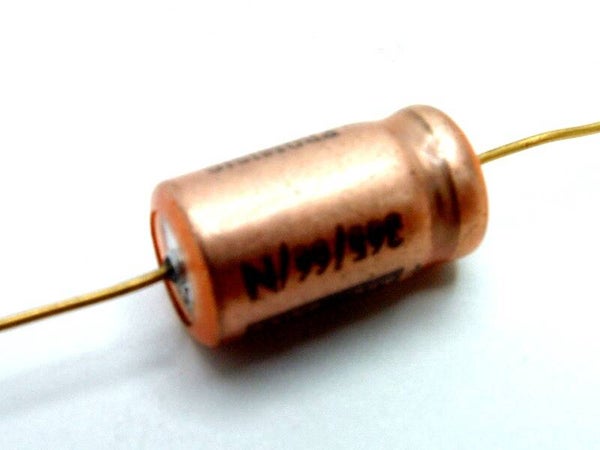 Condensateur Aluminium - 6,8MF 135V