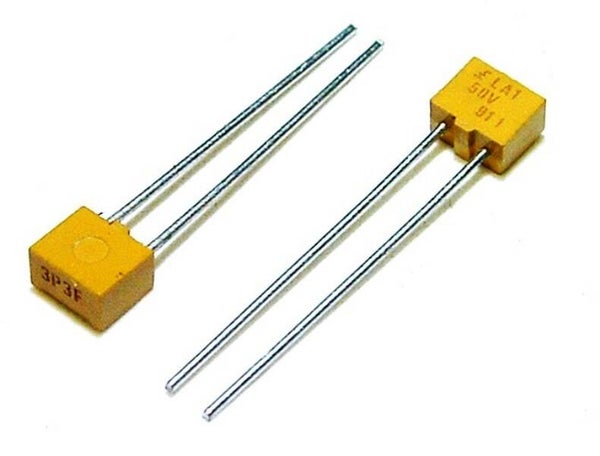 Condensateur Céramique - 3,3PF 50V (Lot de 5)