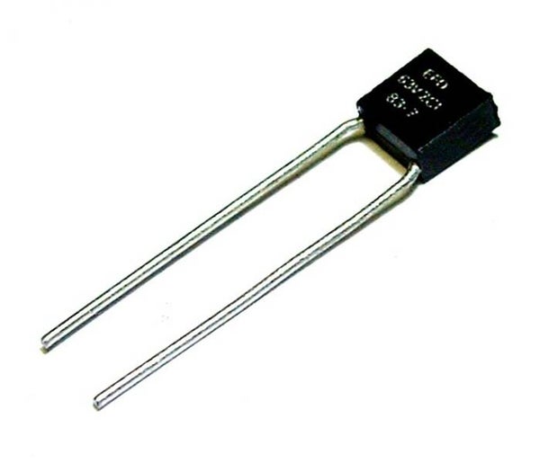 Condensateur Céramique - 3,3NF 63V (Lot de 5)