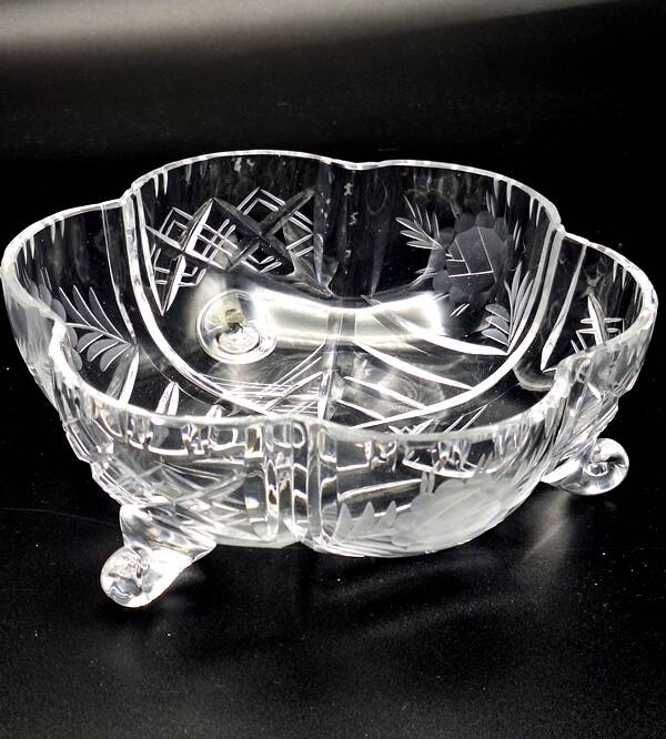 Coupe sur pieds en cristal de Bohème