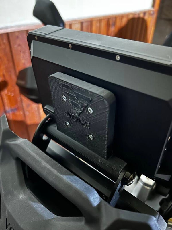 Soporte Carpuride 7” para Voge 900 DSX (2024–2025) – NeoMaker 3D