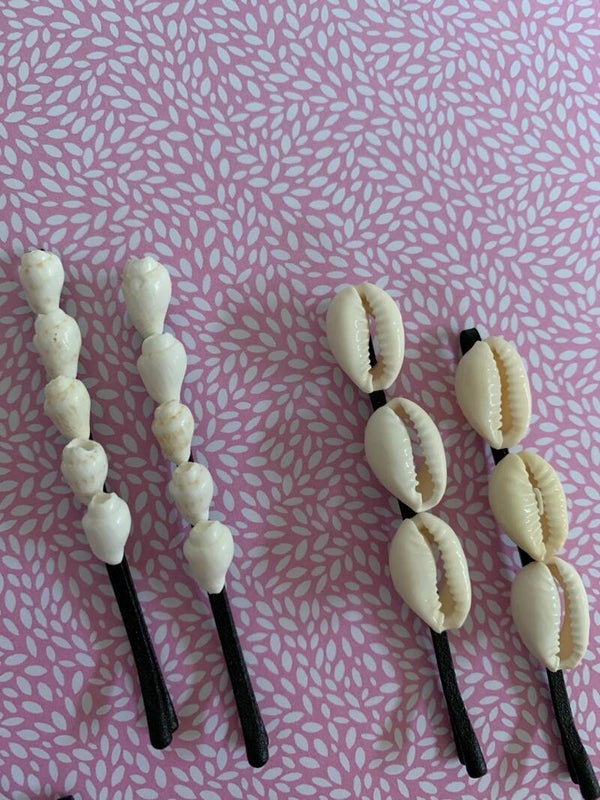 Shells hair pins