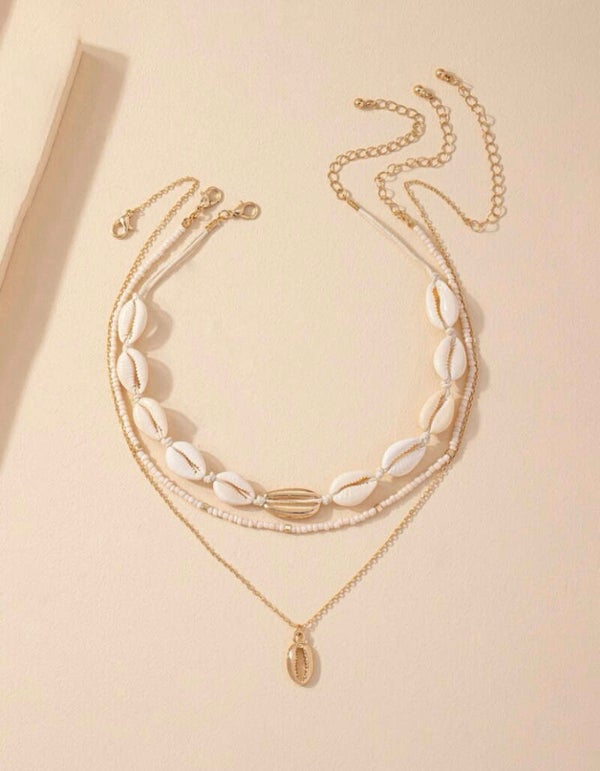 Golden shells necklace party set