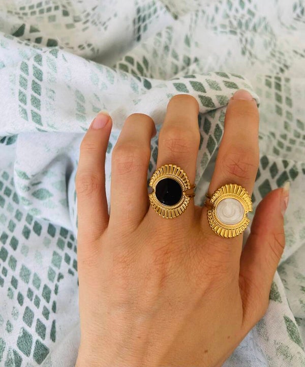 Maya rings