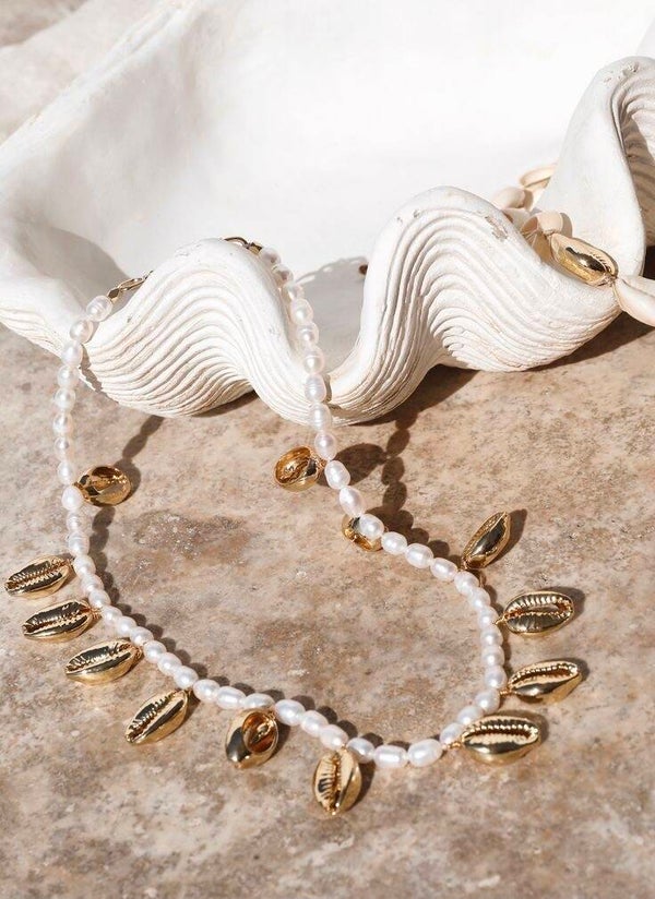 Bali pearly necklace