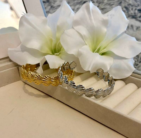 Shells bangles
