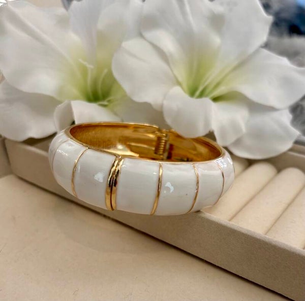 Art statement bangle