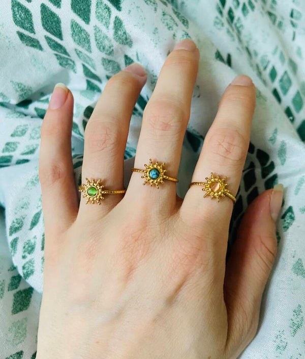 Sunny stone rings