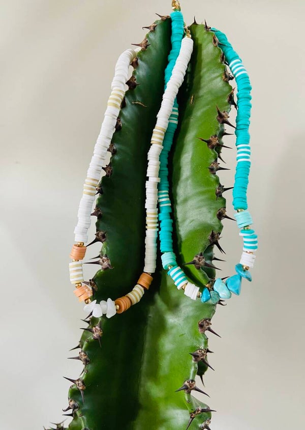 Surfie stone choker