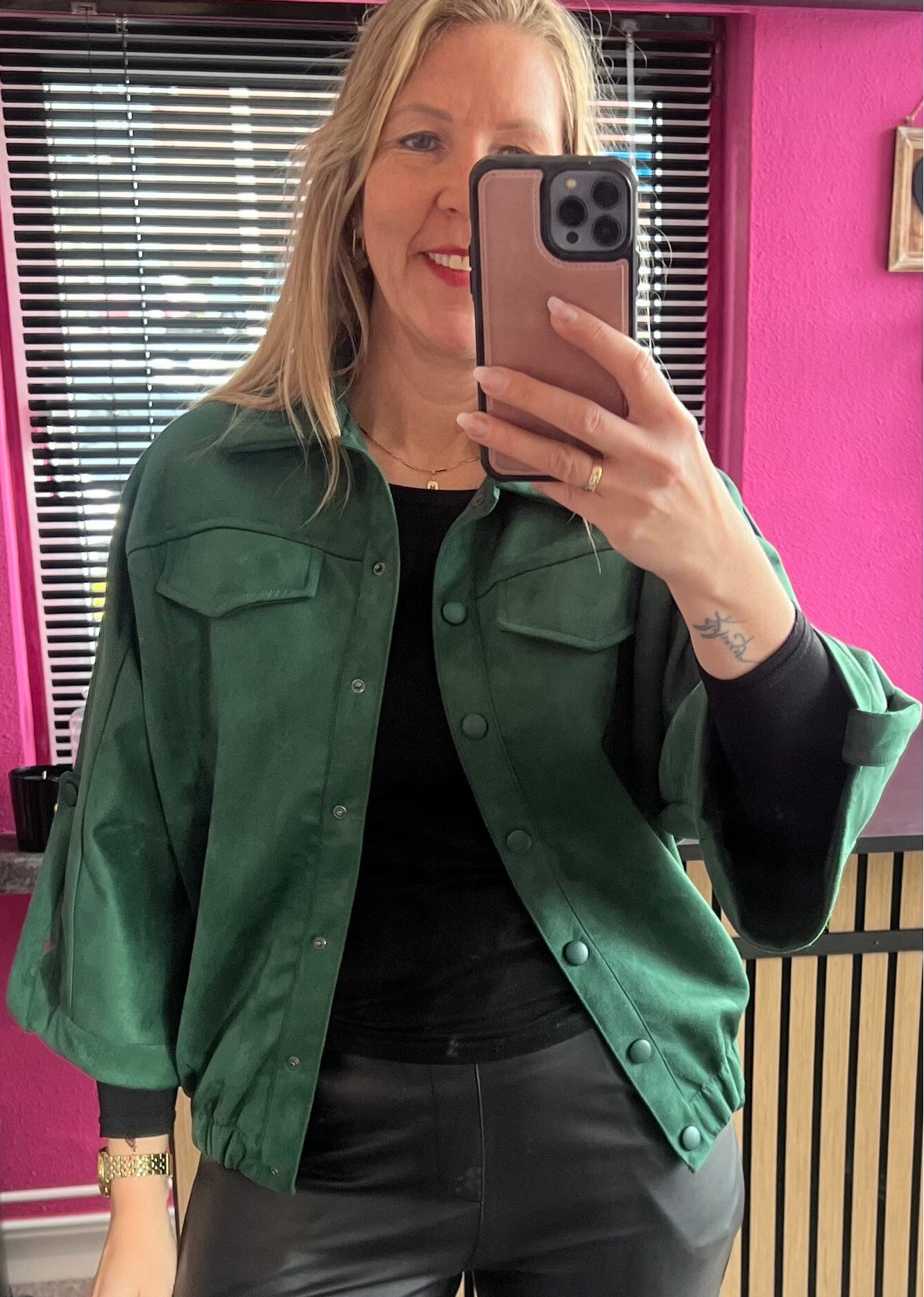 Jasje Sassie bomber Suedine Groen