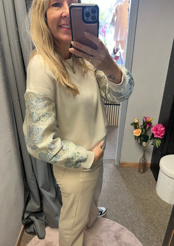 Sweater Beige met Jacquard mouwen Blauw/goud