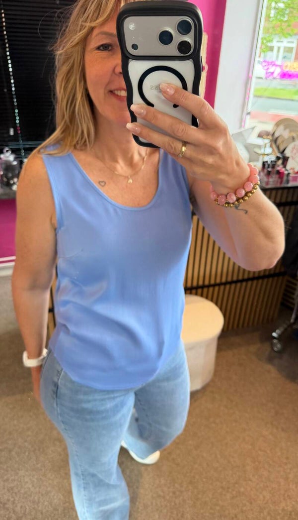 Tanktop Evi satijn mouwloos Blauw
