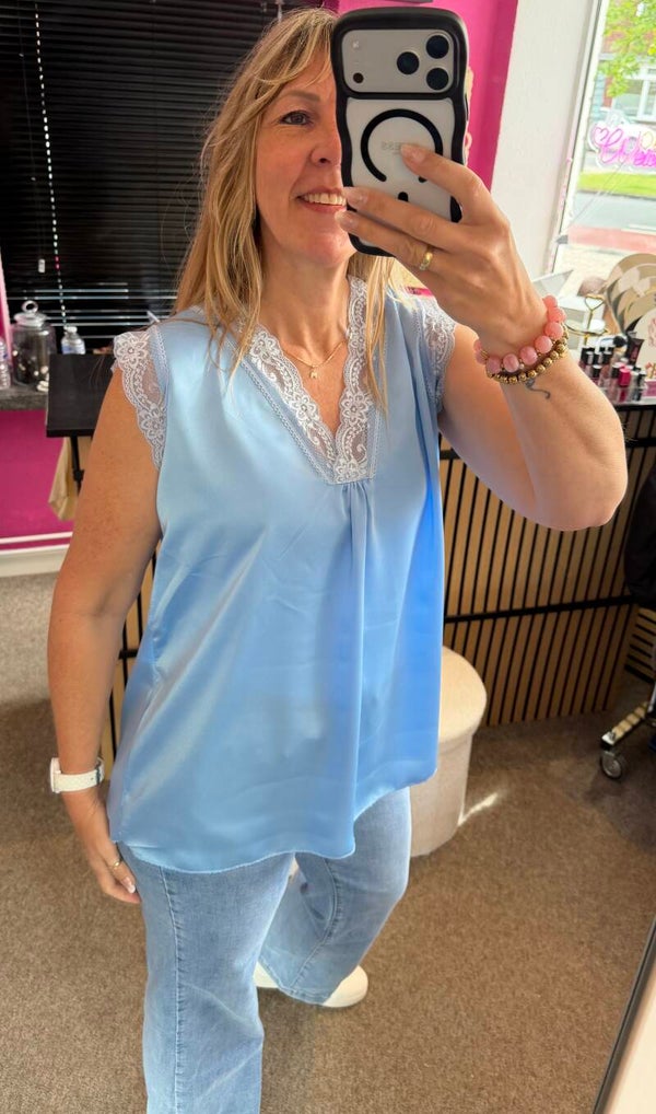 Satijnen Top met kant Blauw