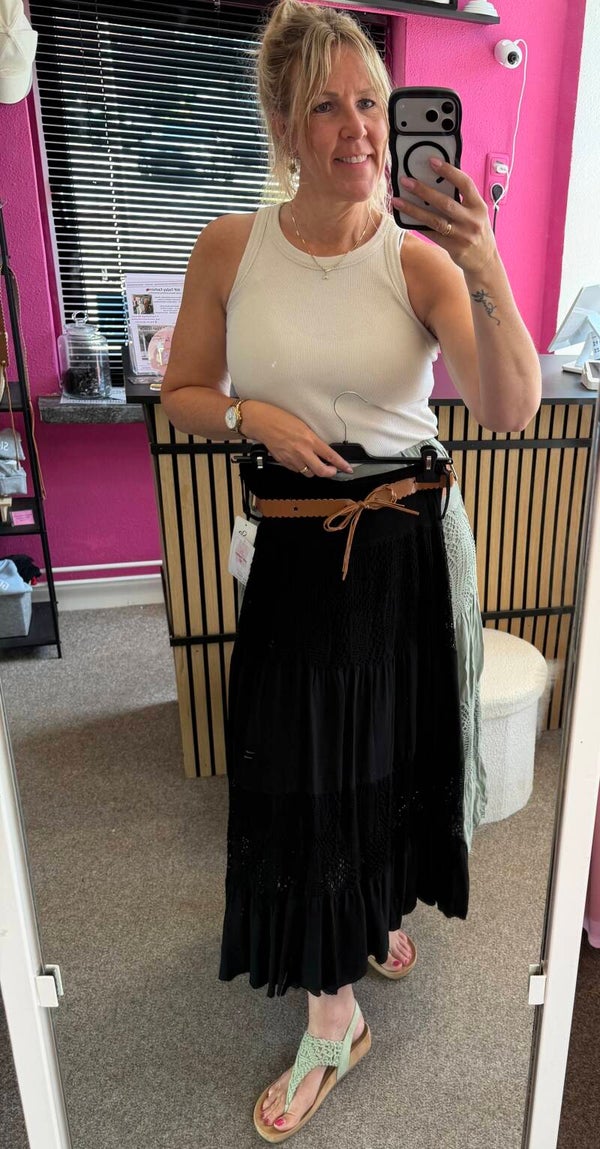 Ibiza Boho rok met kanten stroken Zwart
