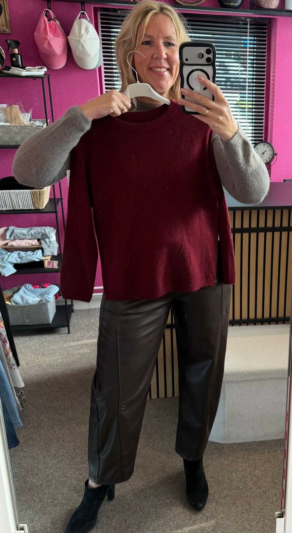 Baby alpaca trui met lange mouw Bordeaux rood
