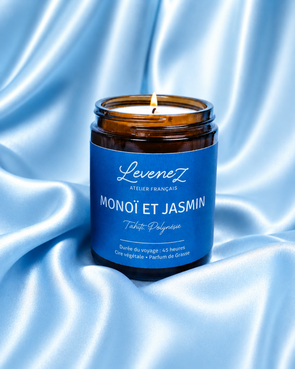 Bougie Voyage - Monoï et Jasmin, inspirée de la douceur de Tahiti - 180g