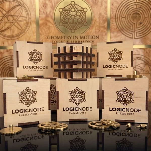 Logik-Puzzle-Würfel "Logik Node" – 3D-Denksport von Vector of Cat