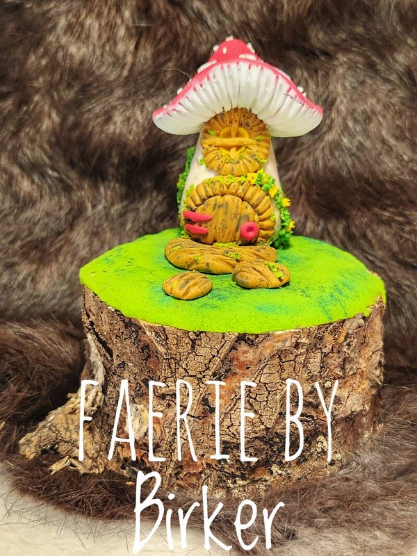 FCL021 - My Little Gnome Home