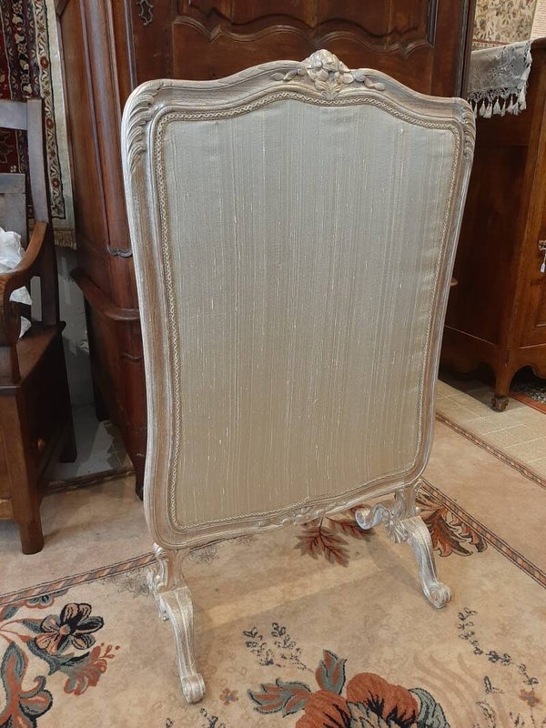 Ecran de cheminée en bois naturel cérusé de Style Louis XV, XIXe