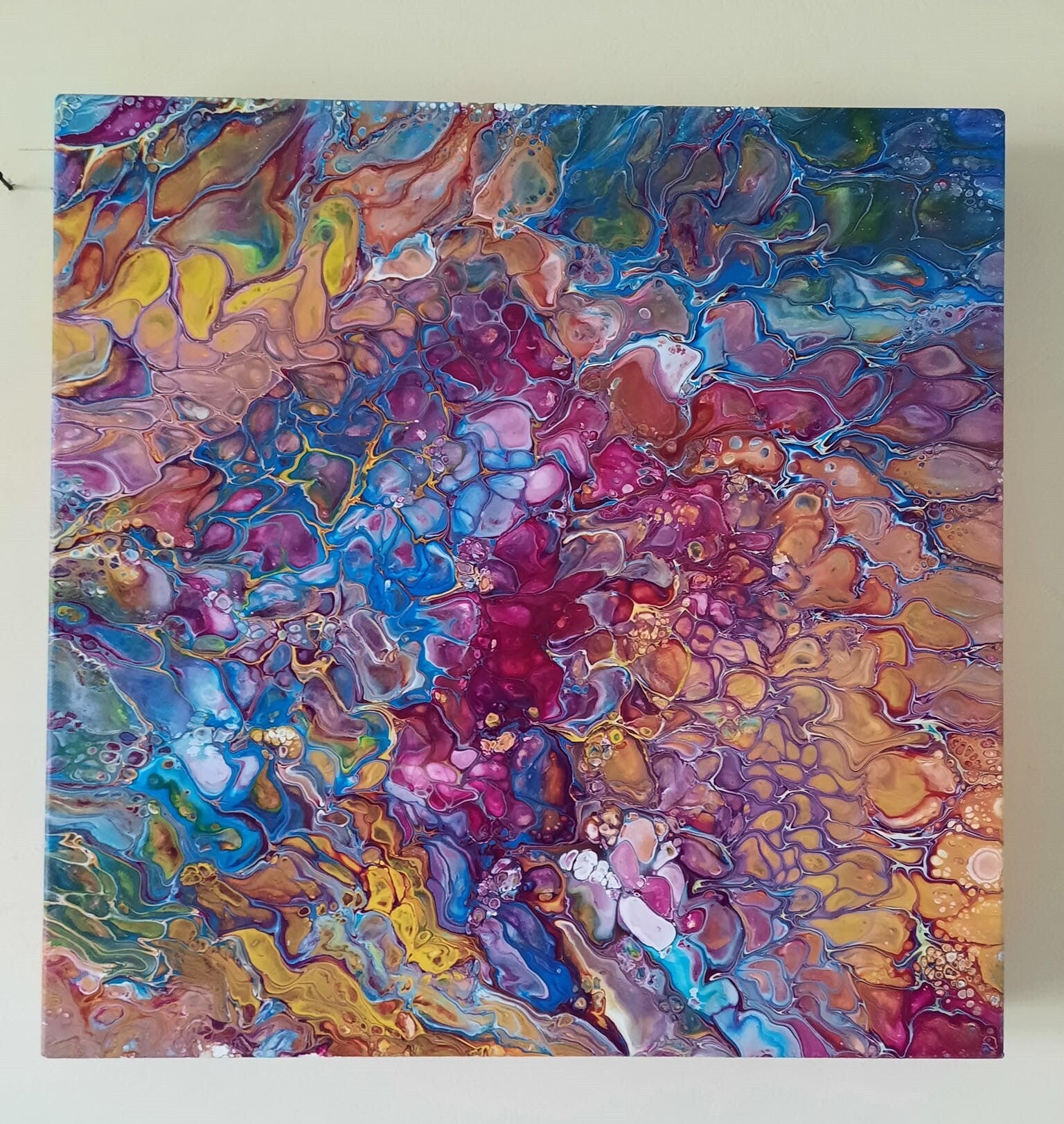 Bubbles                                                                   40X40cm