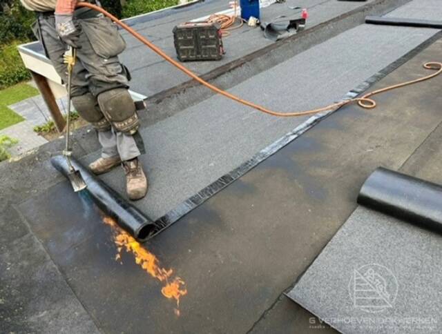 Branden van het platdak