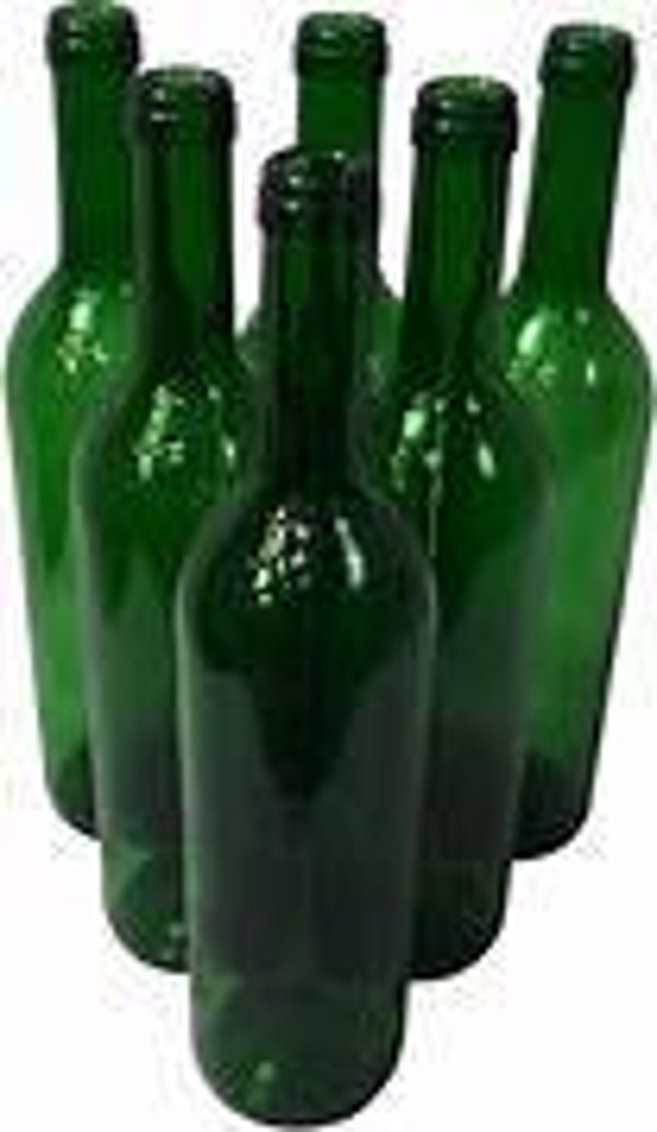 Bouteille de vins en verre sans étiquette utilisé 75 cl à l'unité