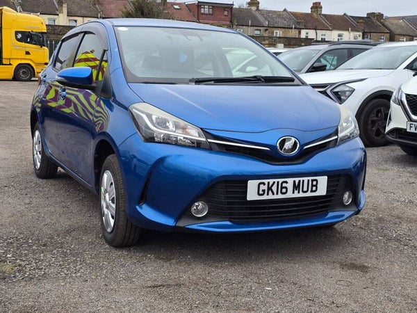 2016 Toyota Yaris 1.33 Dual VVT-i Design Hatchback 5dr Petrol Auto Hatchback Petrol Automatic