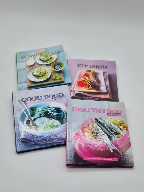 Set van vier Nofam Superfood kookboekjes