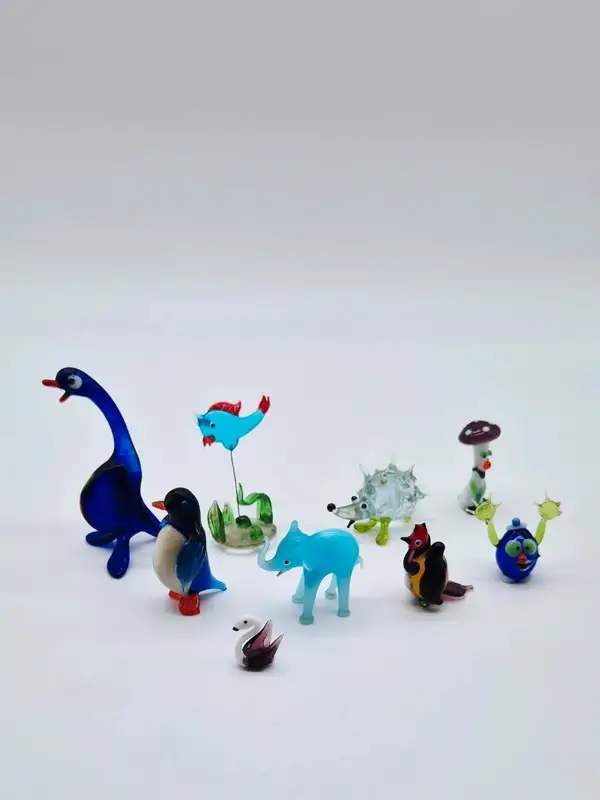 Set van 9 handgeblazen glazen dierenbeeldjes