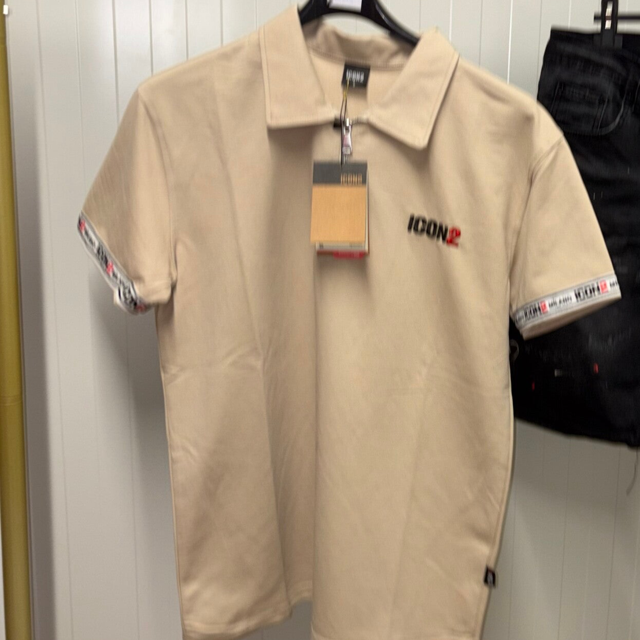 Shirt icon