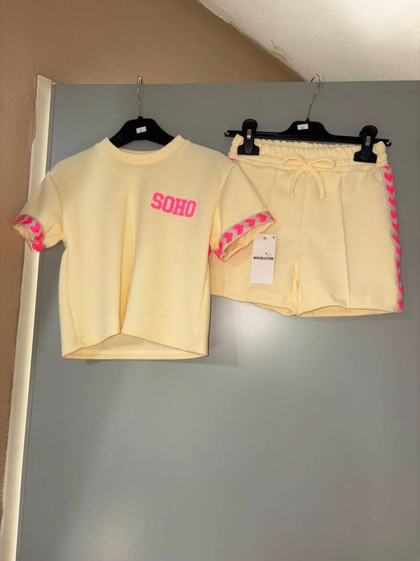 Soho set geel