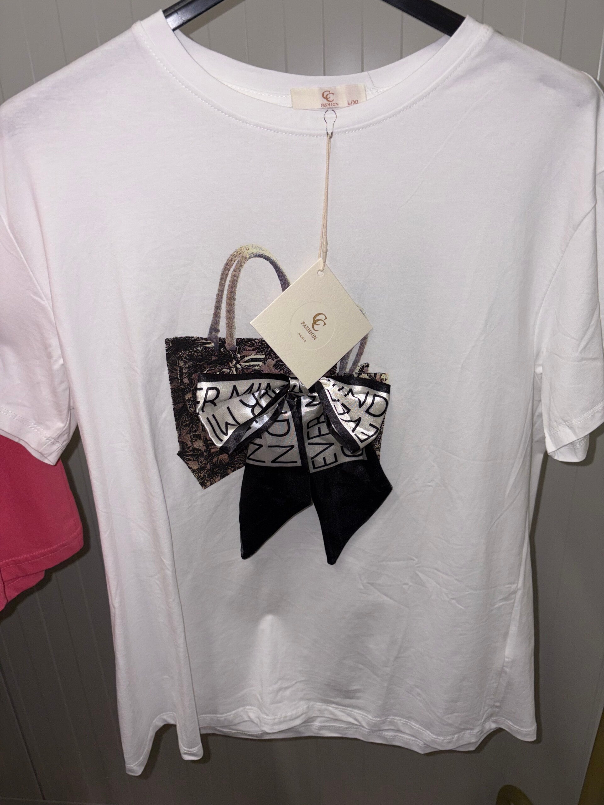 Wit shirt strik